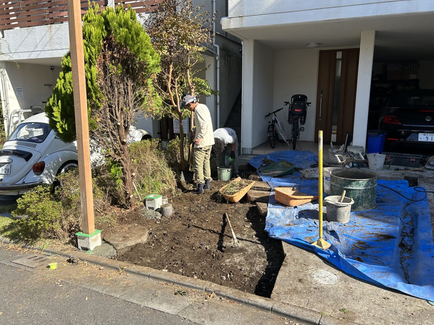 葉山町にてウッドフェンス&土間コン