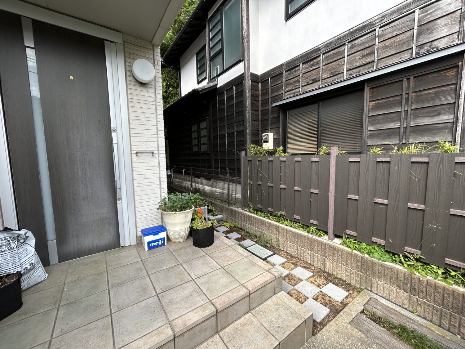 葉山町にて造作作業場の屋根