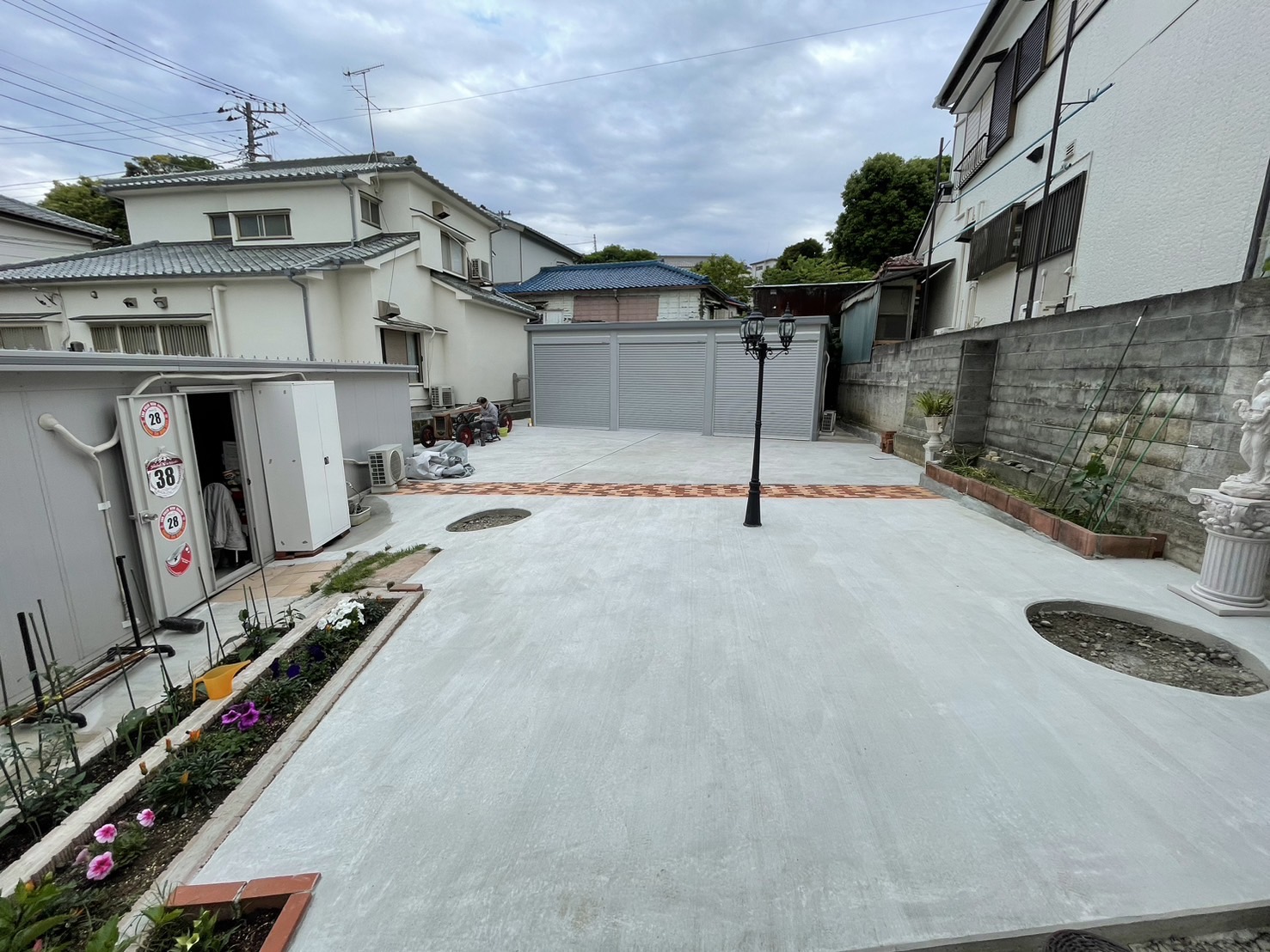 三浦市にて土間打ち工事